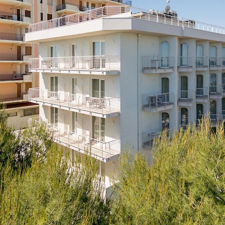Hotel Velia Grottammare Ngoại thất bức ảnh