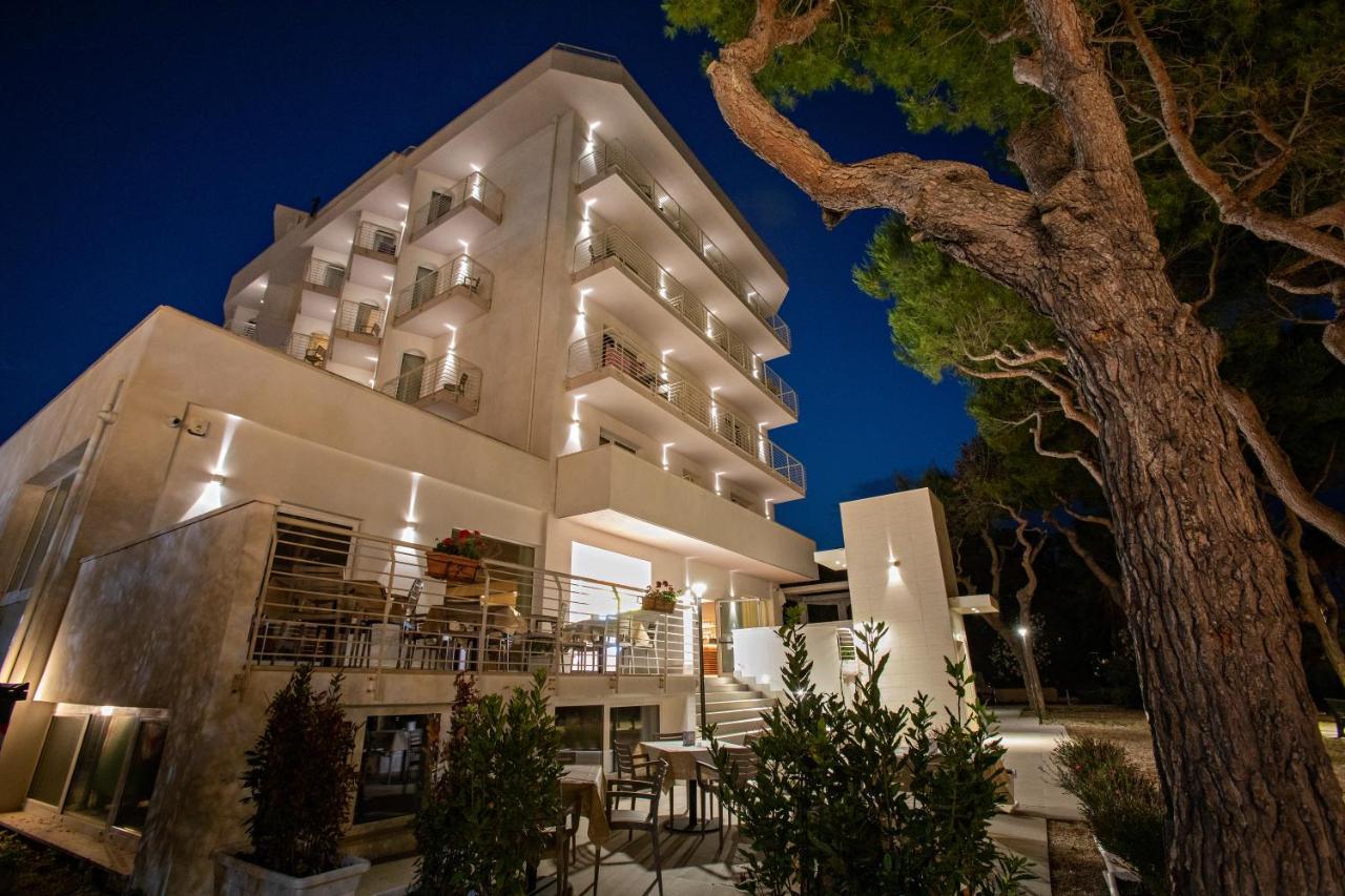 Hotel Velia Grottammare Ngoại thất bức ảnh