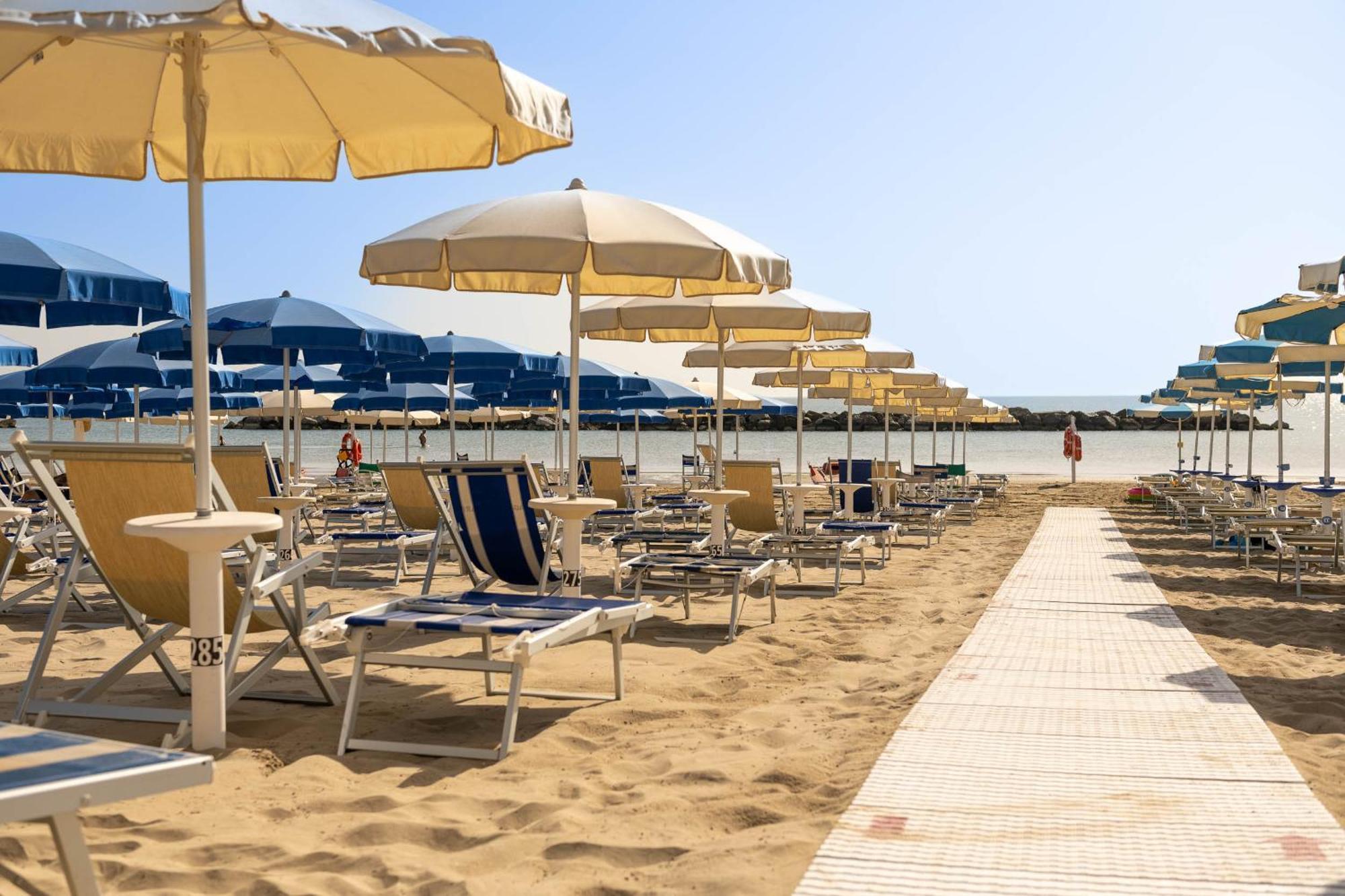 Hotel Velia Grottammare Ngoại thất bức ảnh