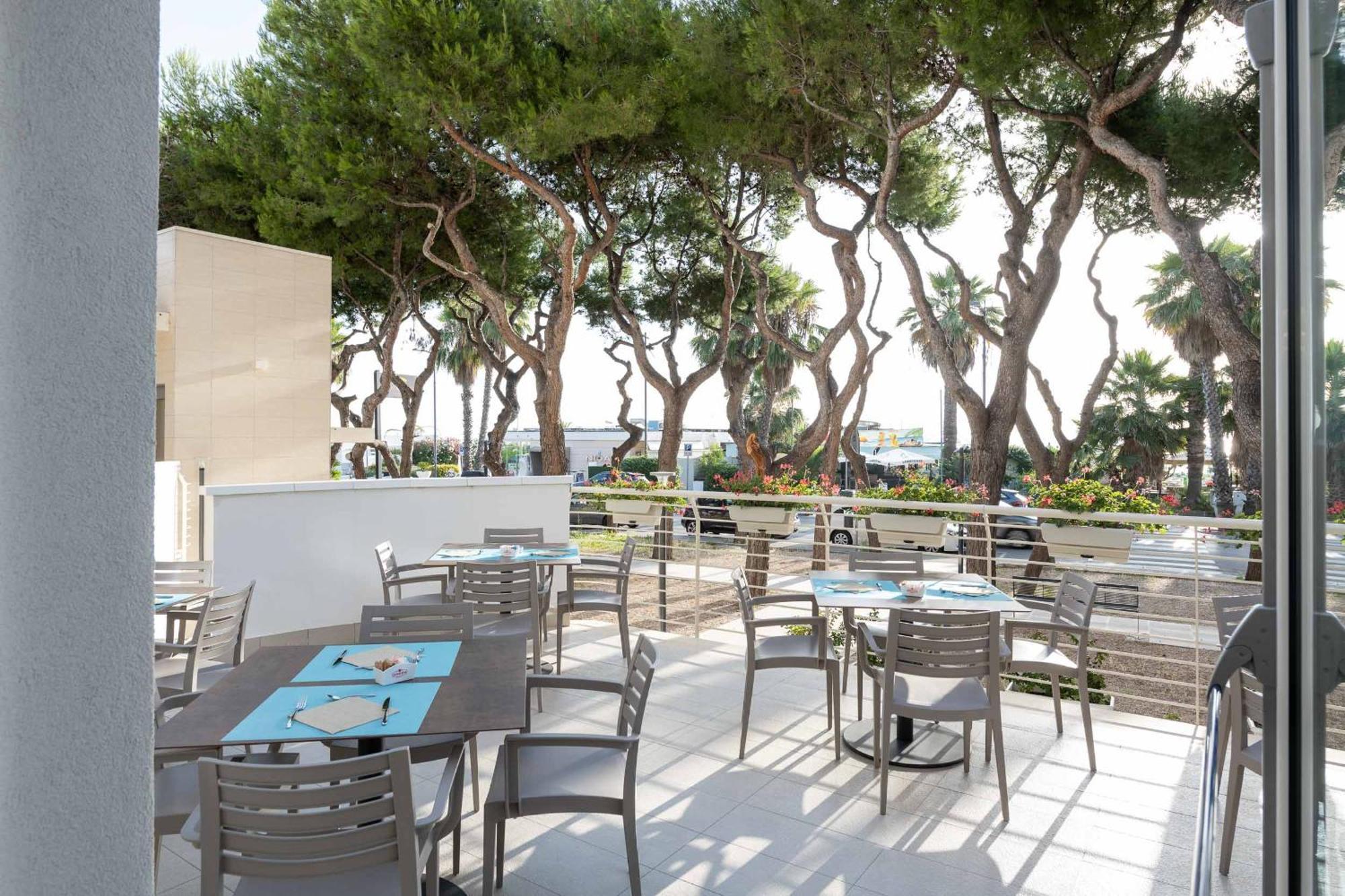 Hotel Velia Grottammare Ngoại thất bức ảnh