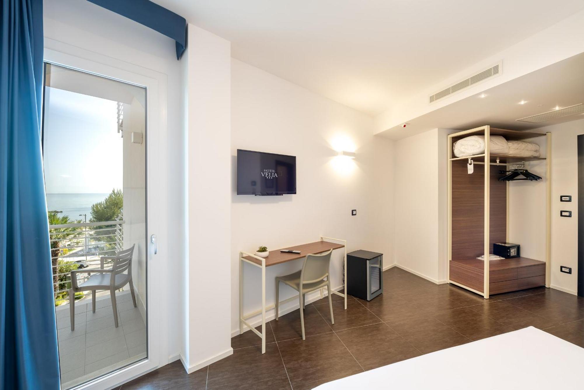 Hotel Velia Grottammare Ngoại thất bức ảnh